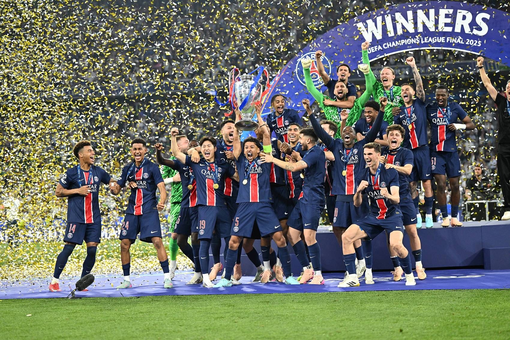 开云体育平台APP-皇马不敌曼联，遗憾离开欧战