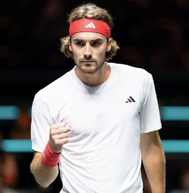 开云官网-英国网球队绝地反击西班牙网球队，西西帕斯关键制胜的简单介绍