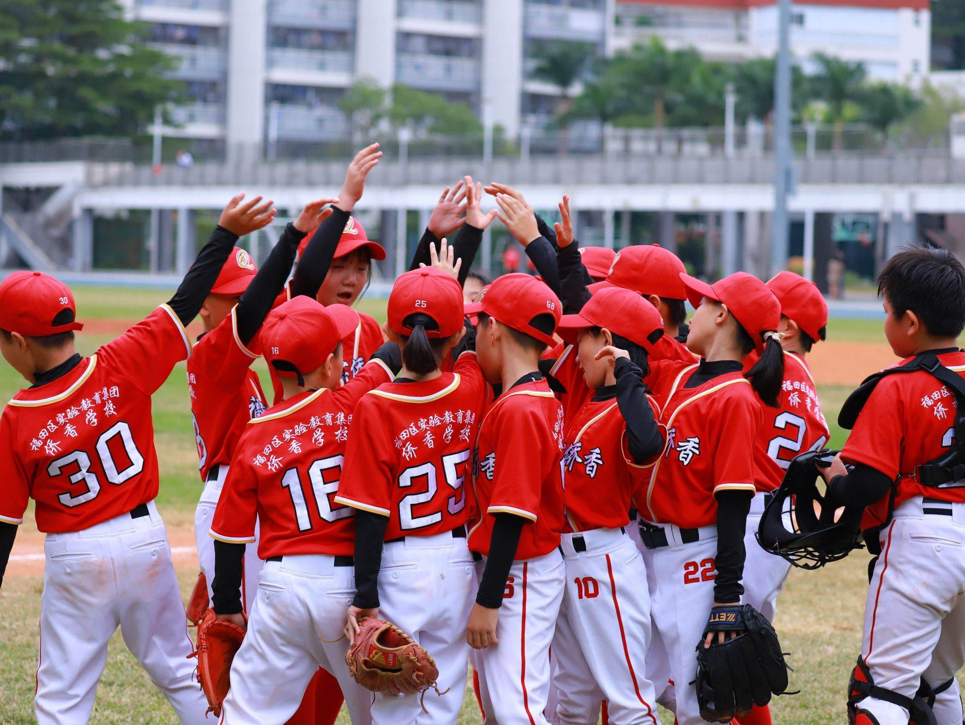 火力全开!棒球比赛数据创纪录 火力全开!棒球比赛数据创纪录