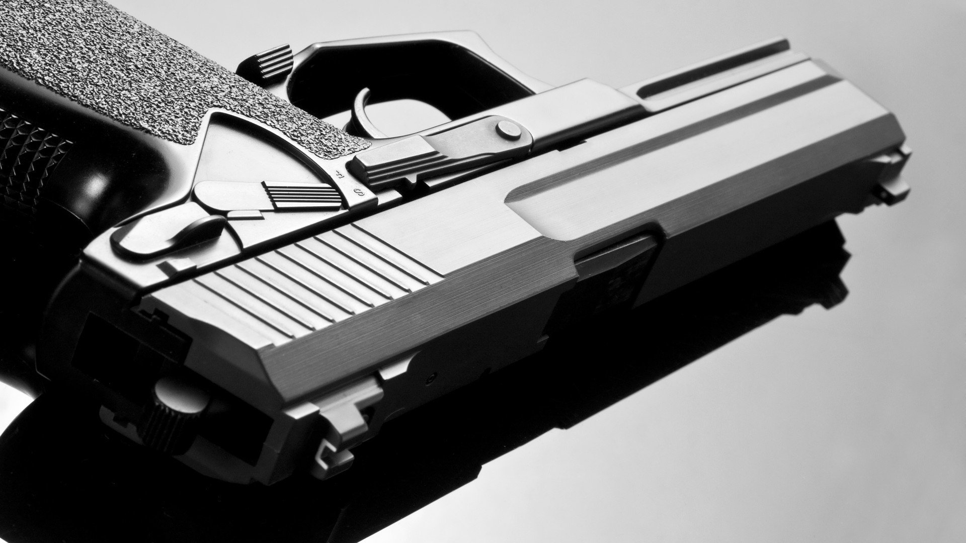 步行者山城遇险阻，武切维奇擎天显真金